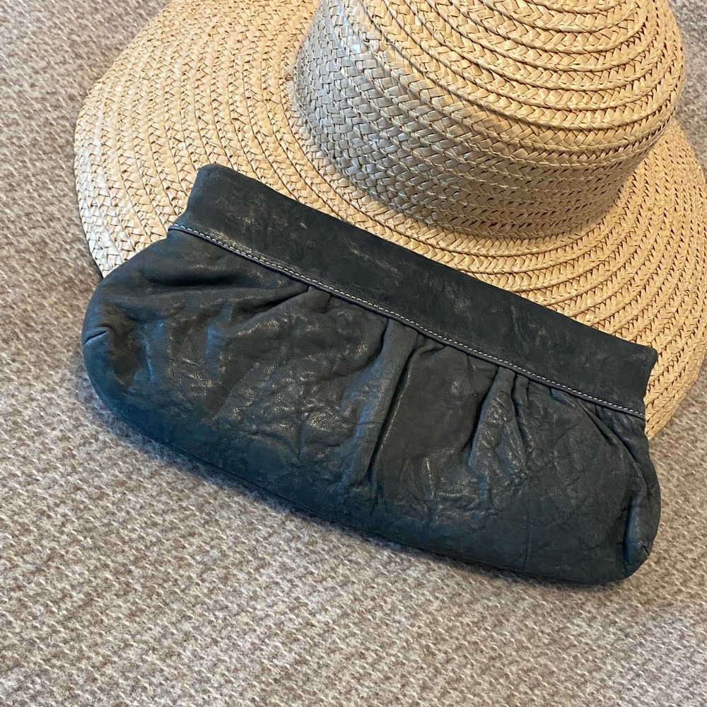 Leather Clutch with Mechanical Side Hinges – Used